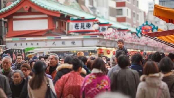 信康配资 日本国民收入倍增计划：如何控制“水”的方向？